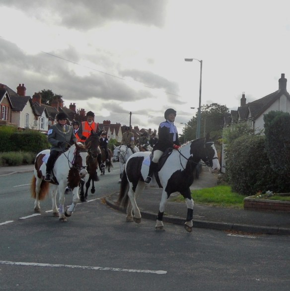 Sheriff's Ride passing the pinfold, 2013