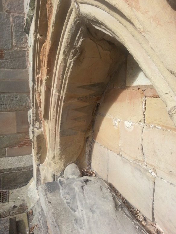 Blithfield tomb decoration