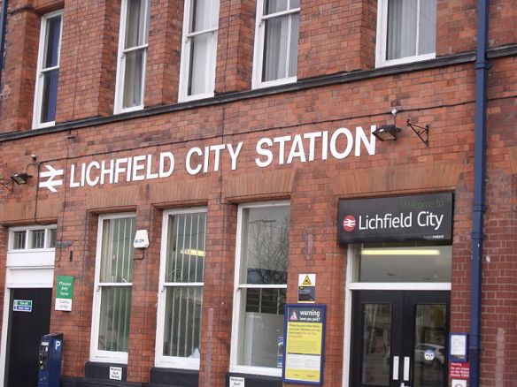 "Lichfield City Station (6668724487)" by Elliott Brown from Birmingham, United Kingdom - Lichfield City StationUploaded by Oxyman. Licensed under CC BY 2.0 via Wikimedia Commons - https://commons.wikimedia.org/wiki/File:Lichfield_City_Station_(6668724487).jpg#/media/File:Lichfield_City_Station_(6668724487).jpg